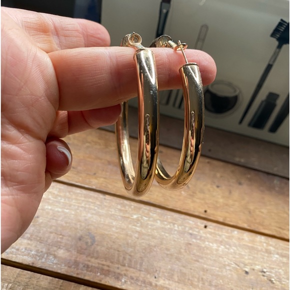 Gold Hoops. - Picture 3 of 3